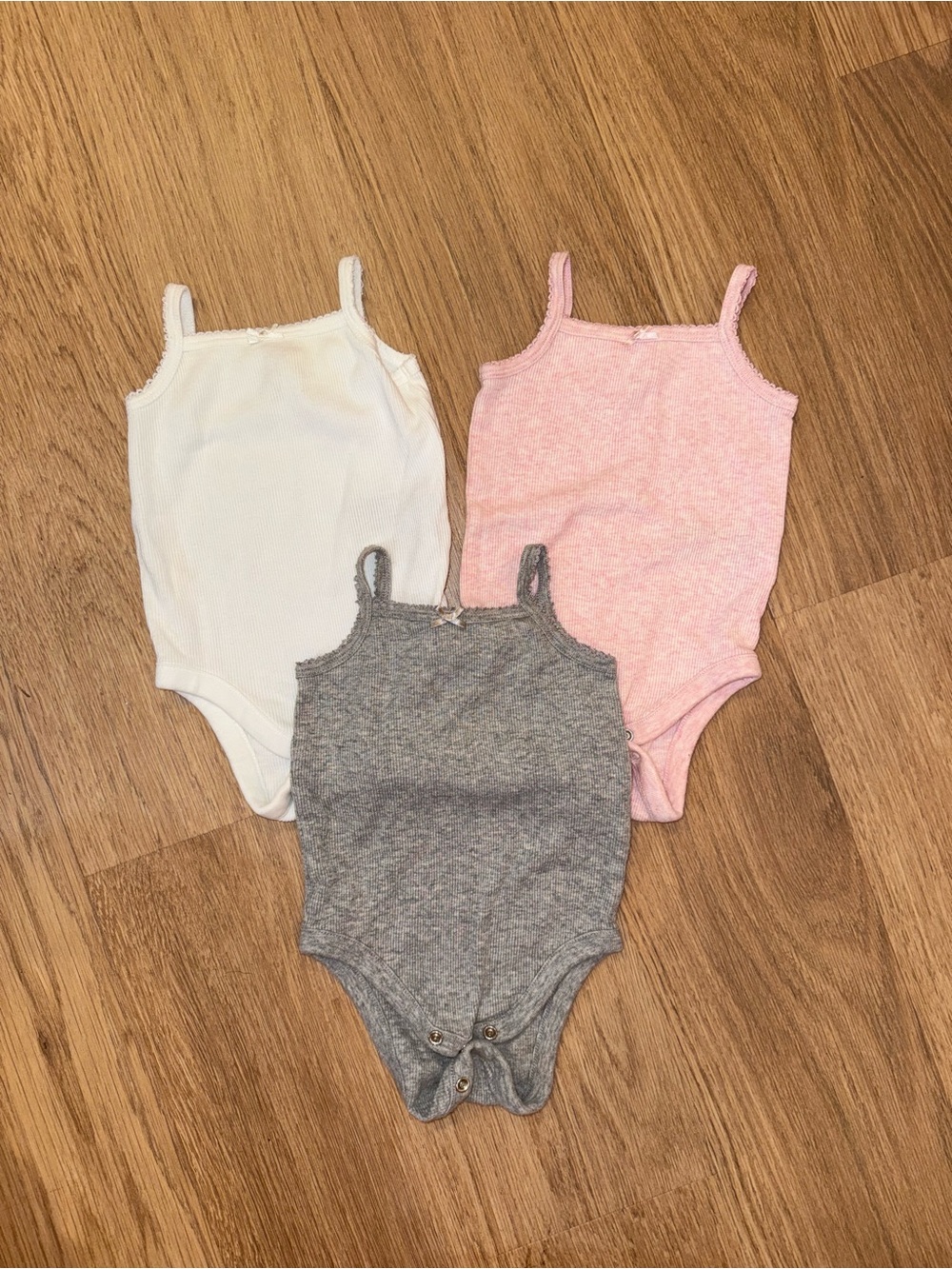 Baby Gap 3-6m Bodysuit Tank Tops
